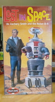 Lost in Space Dr. Zachary Smith and the robot B9, Model Kit