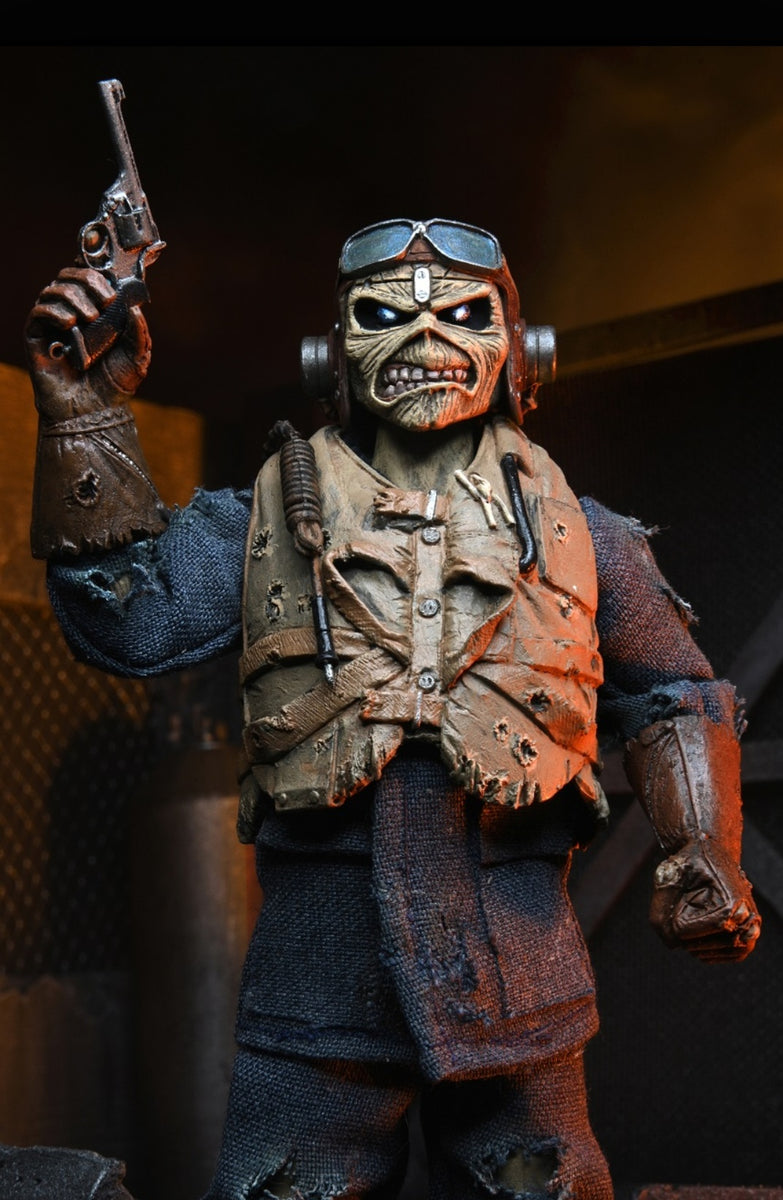 NECA Figura de acción de Iron Maiden de 8 Pulgadas, de plástico y poliéster, en Caja de Regalo con Ventana NECA Figura de acción de Iron Maiden de 8 Pulgadas, de plástico y poliéster, en Caja de Regalo con Ventana